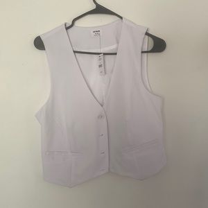 White vest from cotton on